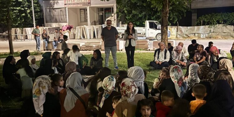 Êlih’te 25 bin kişiye ‘Barış ve Demokratik Toplum Süreci’ anlatıldı