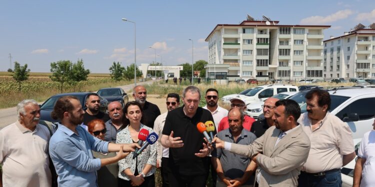 Eş Genel Başkanlar: Arkadaşlarımızın sürece destek vermelerinin yolu açılmalı