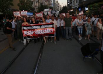 ‘Yangında 10 kişinin ölmesine sebep olanlar yargılansın’