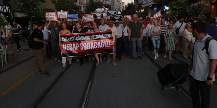 ‘Yangında 10 kişinin ölmesine sebep olanlar yargılansın’
