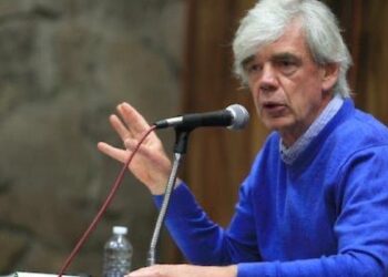 Holloway: Kürt hareketinin her adımı dünya halkları için bir umut ışığı