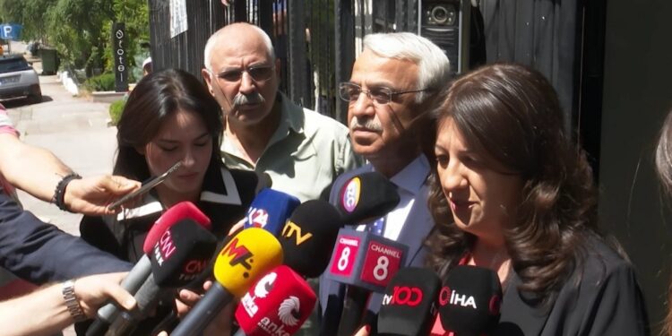 İmralı Heyeti: Yeni aşamanın gerekliliklerini istişare edeceğiz