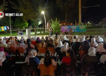 Bin 500 halk toplantısı: Binlerce kişi ile ‘süreç’ tartışıldı