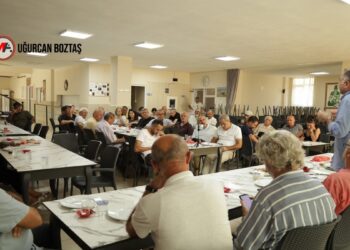 Halk buluşmaları: AKP, MHP ve CHP de tabanına anlatmalı