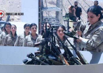 12 yıl sonra törende kızını gören anne: Barış istiyoruz