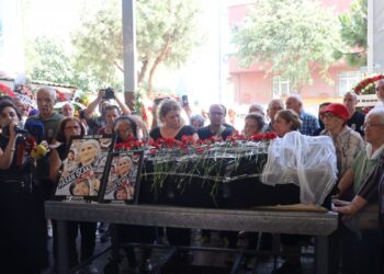 Emine Ocak Gazi Mezarlığı’nda toprağa verildi