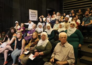 ‘Sorunlarla yüzleşmek gerekir’