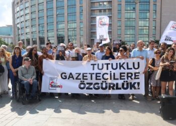 Gazeteci Akdeniz’in duruşması öncesi açıklama: Hakikat susturulamaz