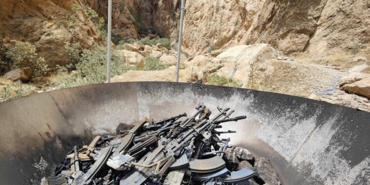 Yakılan silahlar Casenê Mağarası’nda muhafaza edilecek