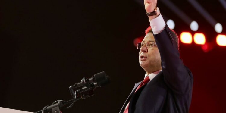 İmamoğlu’nun diplomasının iptaline dair yürütmeyi durdurma talebine ret