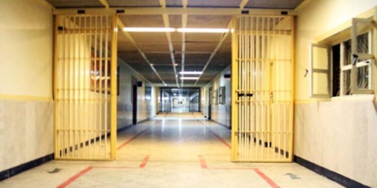 Meriwan Cezaevi’nde tutsaklara baskı arttı