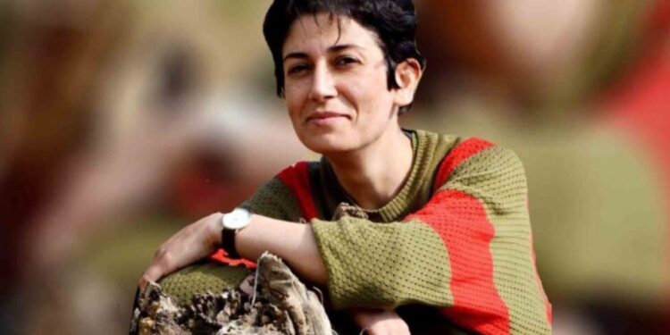 ‘Pexşan Ezîzî, fiziki ve psikolojik saldırılar altında’