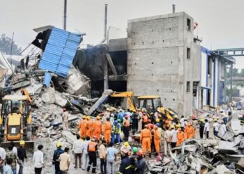 Hindistan’da fabrikasında patlama: En az 36 işçi yaşamını yitirdi