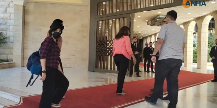 Suriye’de uluslararası katılımla diyalog toplantısı başladı