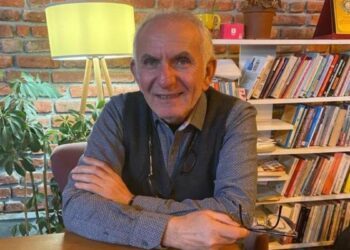 İl eğitim müdürünün haberini yapan gazeteciler gözaltına alındı