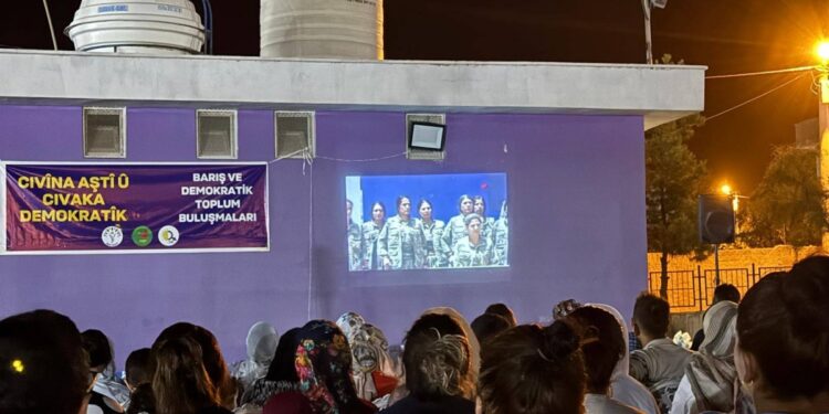 Birçok kentte halk toplantıları