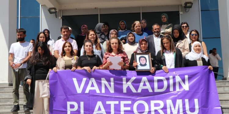 Çocuğu intihara sürükleyen iki zanlı yine tutuklanmadı