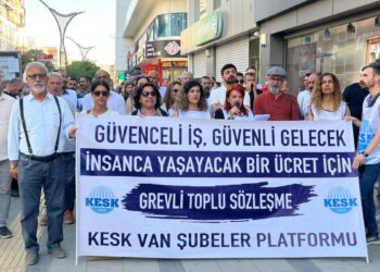 KESK 30 ilde sahaya iniyor: Yoksulluk sınırının üzerinde ücret istiyoruz