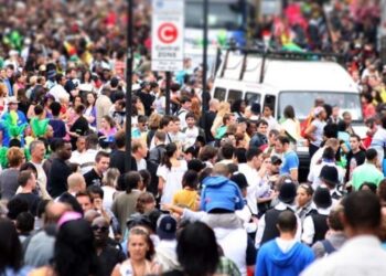 AB'nin Nüfusu 450 Milyonu Aştı