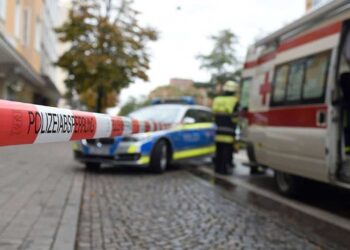 Almanya'da Apartmanda 3 Kişi Ölü Bulundu