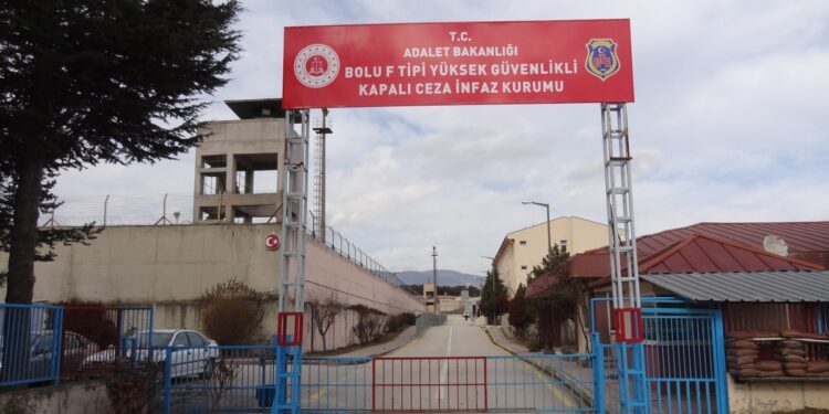 Alt komisyon, Meclis kararlarına rağmen Bolu Cezaevi'ni ziyaret etmiyor