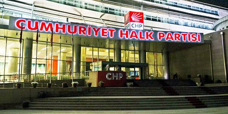 Atatürk yoksa biz de yokuz