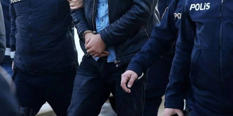 Bakan Yerlikaya Duyurdu! Esenyurt'ta 144 Kilo Skunk Ele Geçirildi, 5 Gözaltı