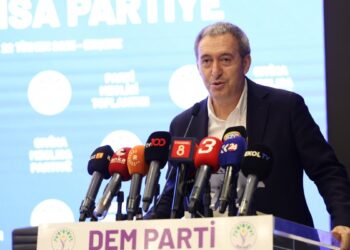 Bakırhan: Komisyon Türkiye barış modelini yaratabilir   YENİLENDİ