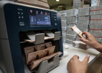 Bankacılık sektörünün kârı 326,5 milyar lira oldu