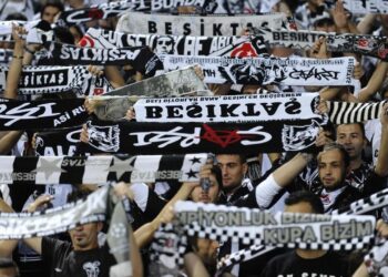 Beşiktaş harekete geçti! Irkçılık Yapan Kongre Üyesi İçin İhraç Talebi