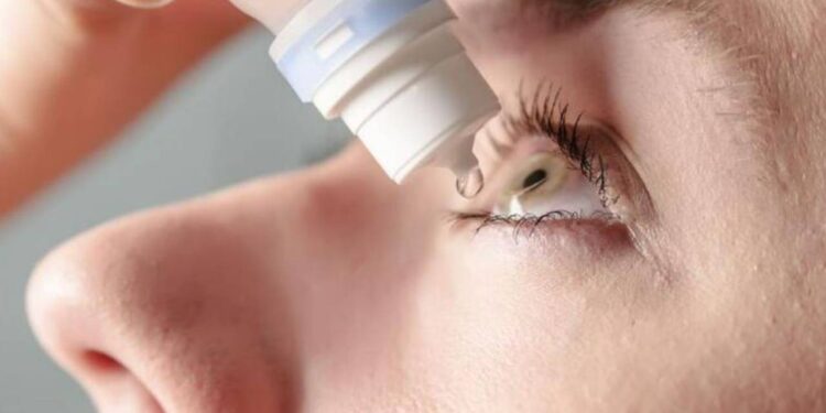 Binlerce Göz Damlası Geri Çağrıldı! Bulaşıcı ve Kör Edici...