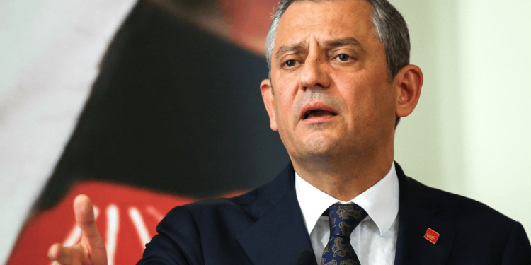 CHP Lideri Özel'den MYK Sonrası Çok Sert Açıklamalar: Tarih Verip Çağrı Yaptı, 'Madem Birincisin Hadi Seçime!'