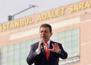 CHP, Meclis komisyonunda İmamoğlu'nun tutuksuz yargılanmasını sağlayacak düzenlemelerin yapılmasını istiyor