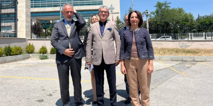 CHP'den "İklim Kanunu" dahil 5 kanunun ve 1 Cumhurbaşkanlığı kararnamesinin iptali için AYM'ye başvuru!