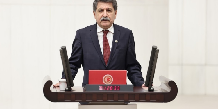 CHP'li Mühip Kanko: 'Halkın Refahına Dayalı Düzen Kurulmalı'