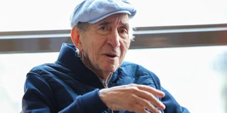 CHP'nin Eski Genel Başkanı Altan Öymen Yoğun Bakıma Alındı