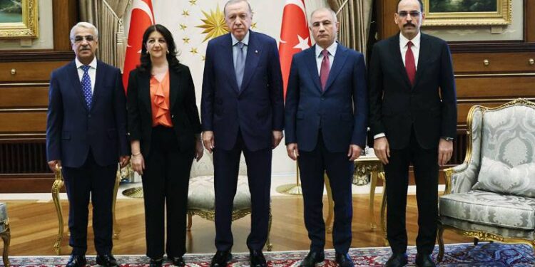 CHP'ye suç ve haram olan, AK Parti'ye hak ve helal mi?