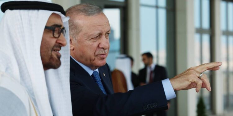 Cumhurbaşkanı Erdoğan'dan BAE ile Stratejik Ortaklık Mesajı: 'Hedef 40 Milyar Dolar!'