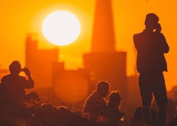 Dışarı çıkıldığında adeta fön makinesinden gelen sıcak hava hissedilecek!