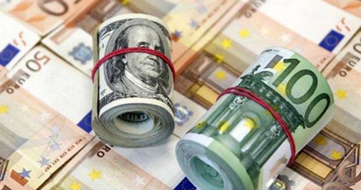 Dolarda sert düşüş, Euro'da yeni rekor