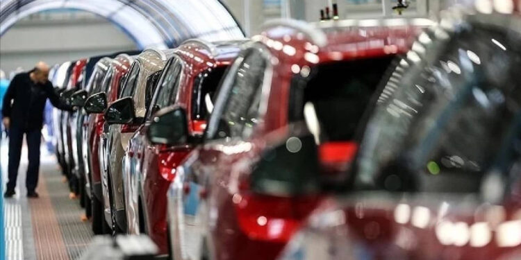 En Hızlı Değer Kaybeden Araçlar Belli Oldu: Değerleri Yüzde 65 Düştü! Bu Modeli Alan Sürücü Zarar Etti