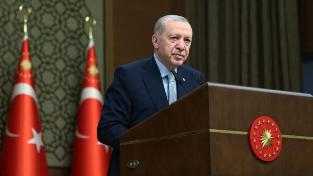 Erdoğan: Hiçbir tuzak Türkiye'yi girdiği tarihi yoldan döndüremeyecek