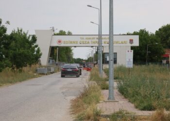 Eş Genel Başkanlar Demirtaş ile görüşmek için Edirne’de