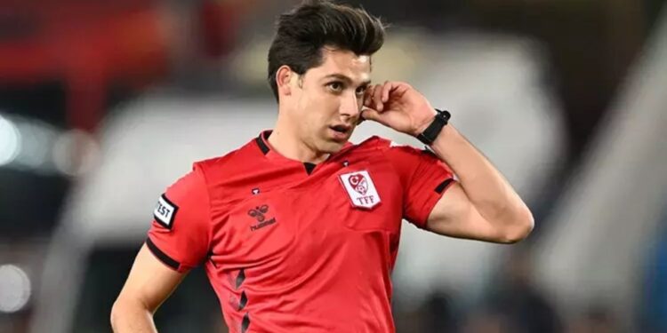 FIFA Kokartlı Hakem Mehmet Türkmen'e Yeni Görev