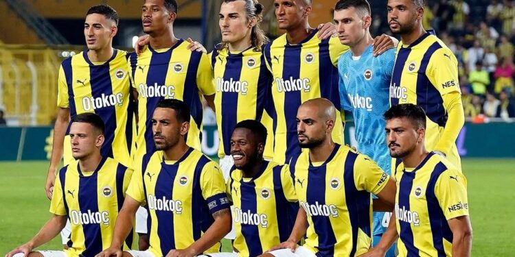 Fenerbahçe'nin Portekiz Kamp Kadrosu Açıklandı, Ortalık Karıştı!