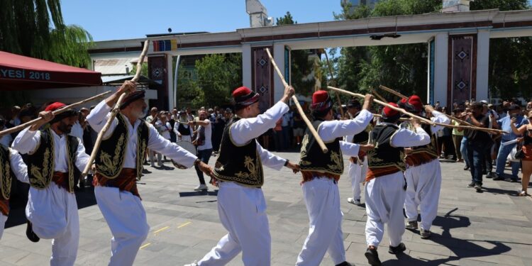 Festival Komitesi'nden 'Kirmançkînin dışlandığı' iddiasına yalanlama