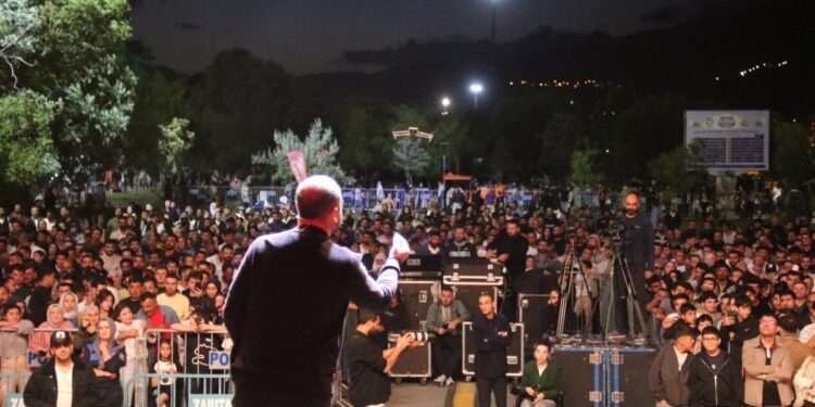 Festival, konser ve stand-upla sürdü