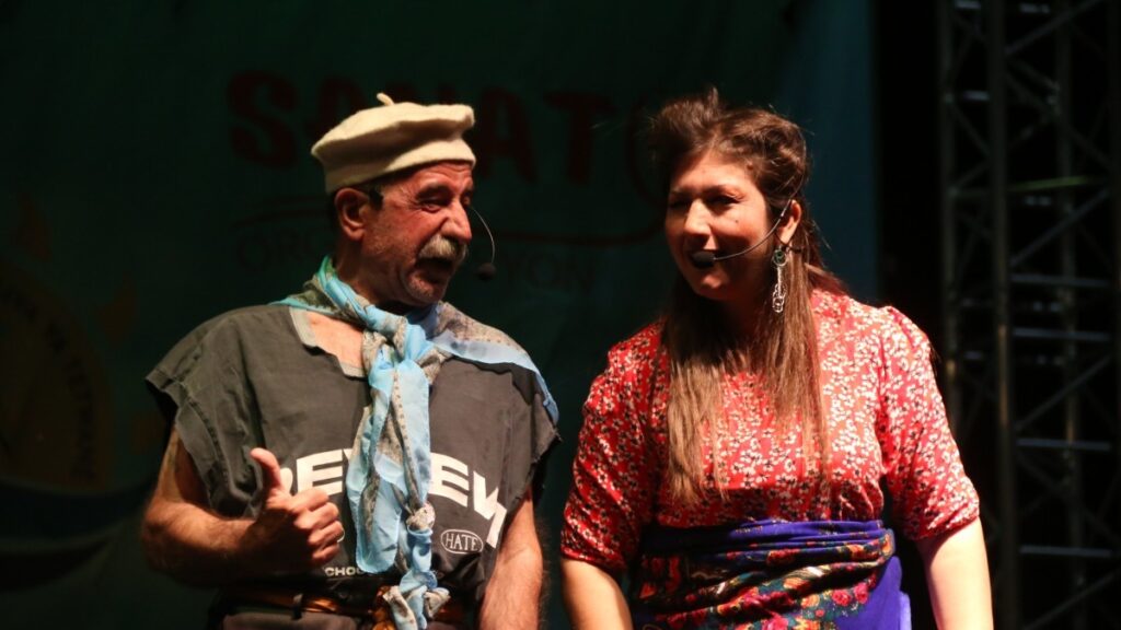 Festivalde çocuklar için çanta boyama atölyesi düzenlendi