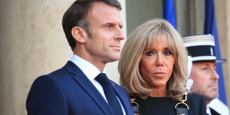 Fransa Cumhurbaşkanı Macron'un eşi Brigitte Macron’a erkek doğdu iddiasında bulunan iki kadın beraat etti
