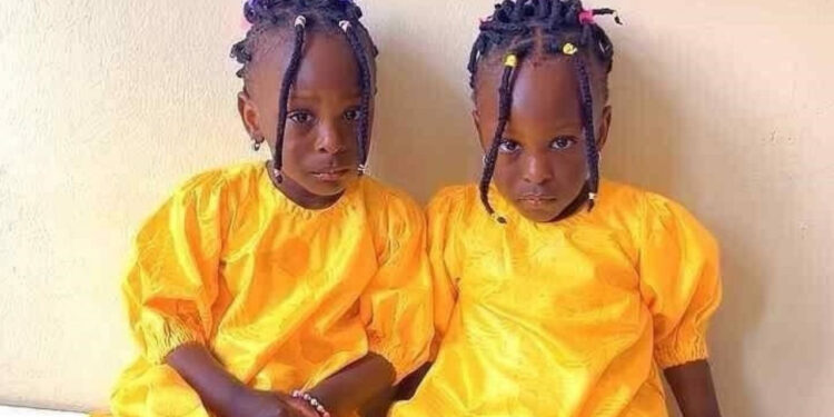 Gelin Arabası Can Aldı: 3 Yaşındaki Çocuk Hayatını Kaybetti, Kardeşi Cenaze Bekledi